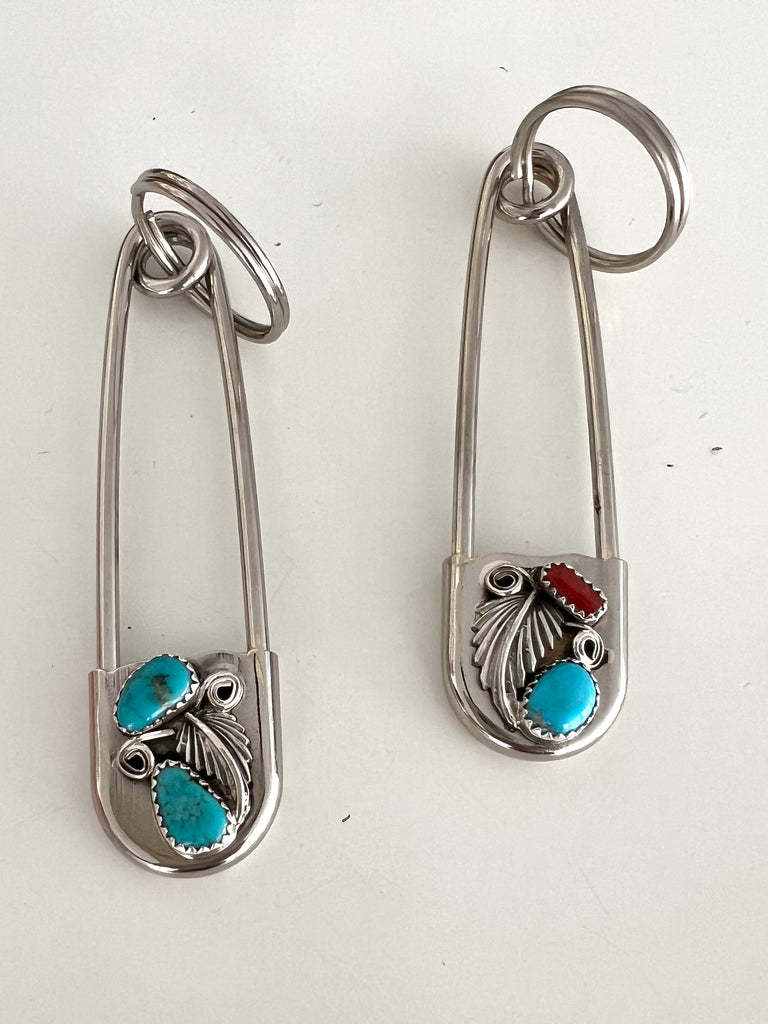 Safety pin 2025 key holder