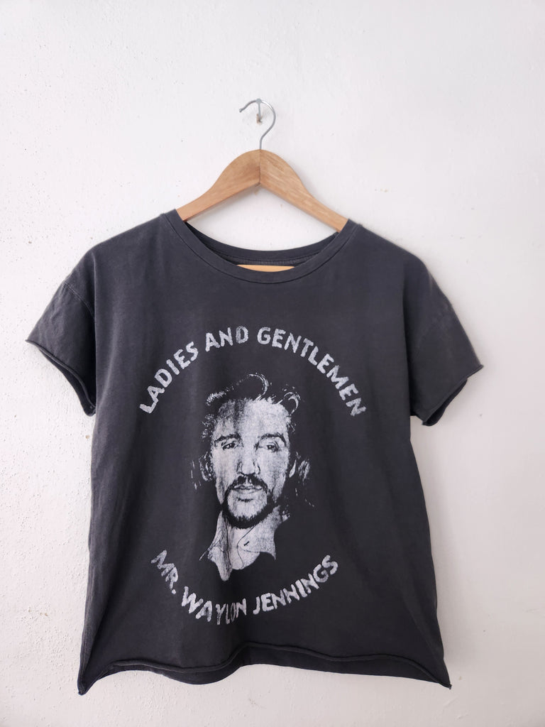 Waylon Ladies and Gents Cropped Tee