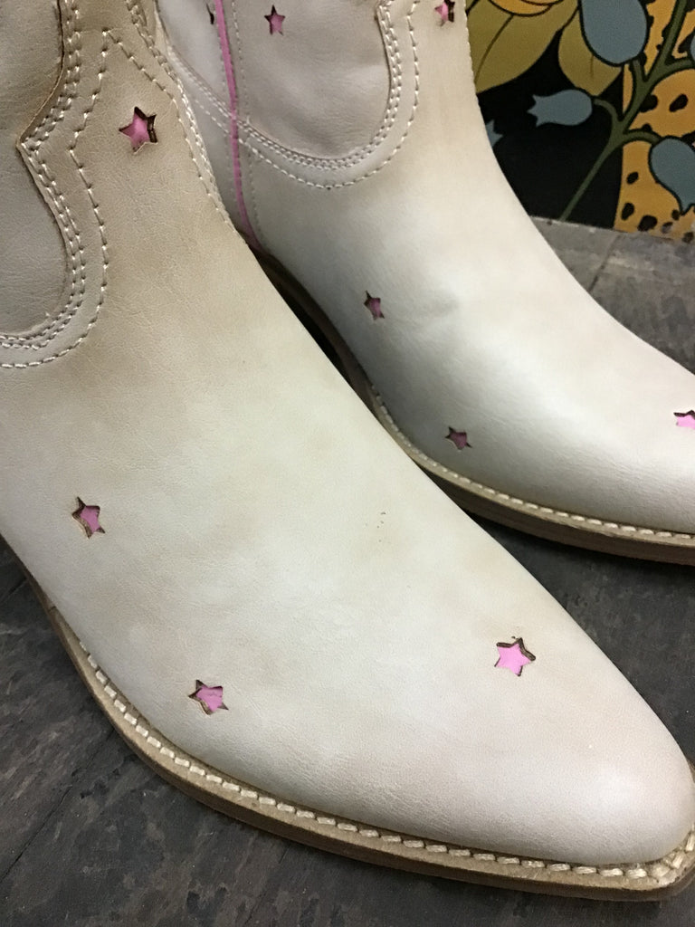 Star Inlay Boots