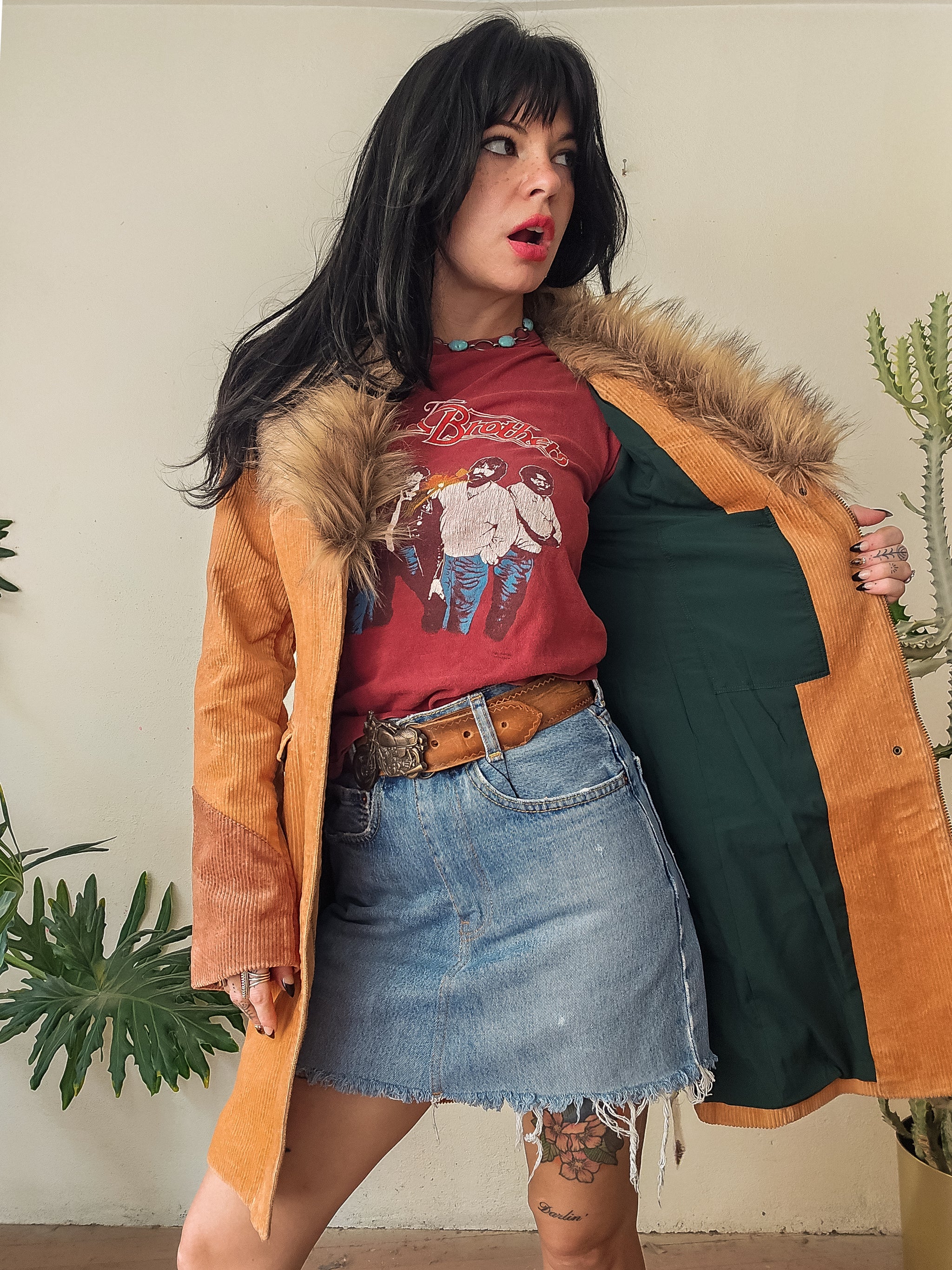 Cinnamon Girl Gold Faux Fur Midi Jacket – Classic Rock Couture