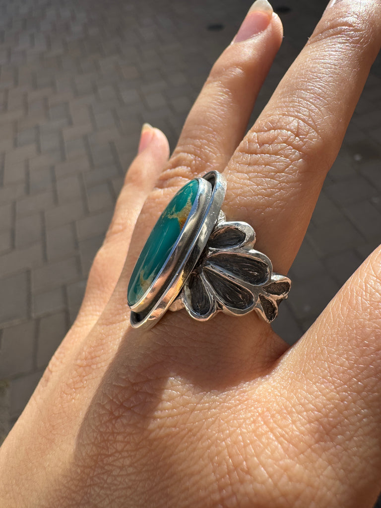 Turquoise daisy chain ring