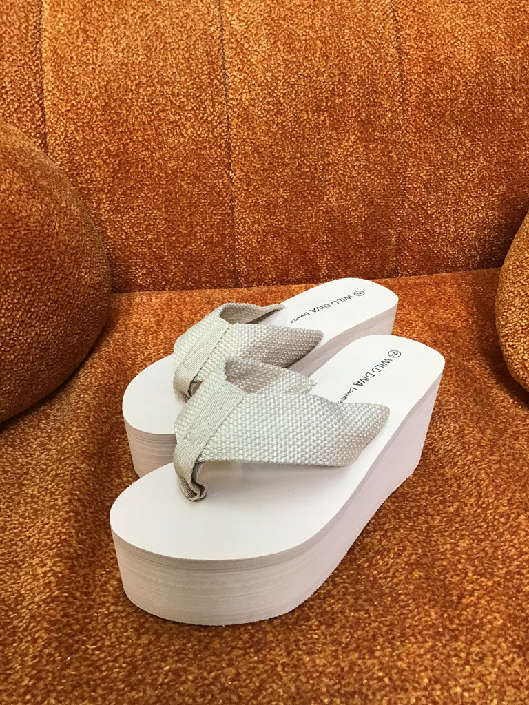 Taupe Platform Flipflop