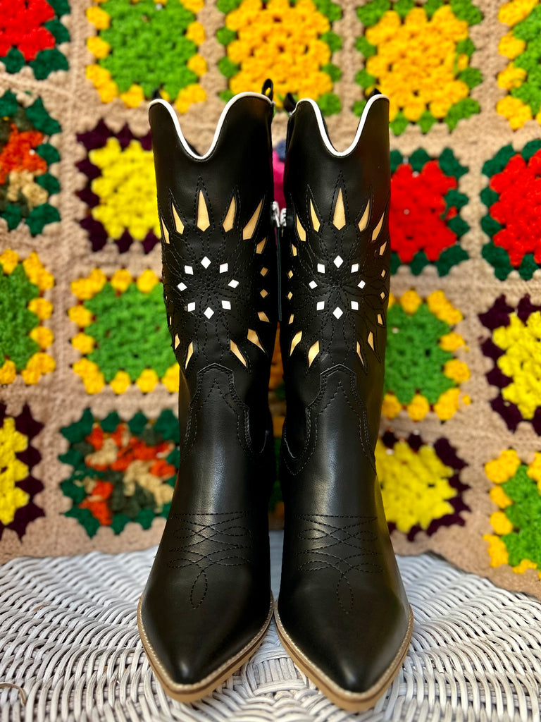 Eileen Black Cowgirl Boots
