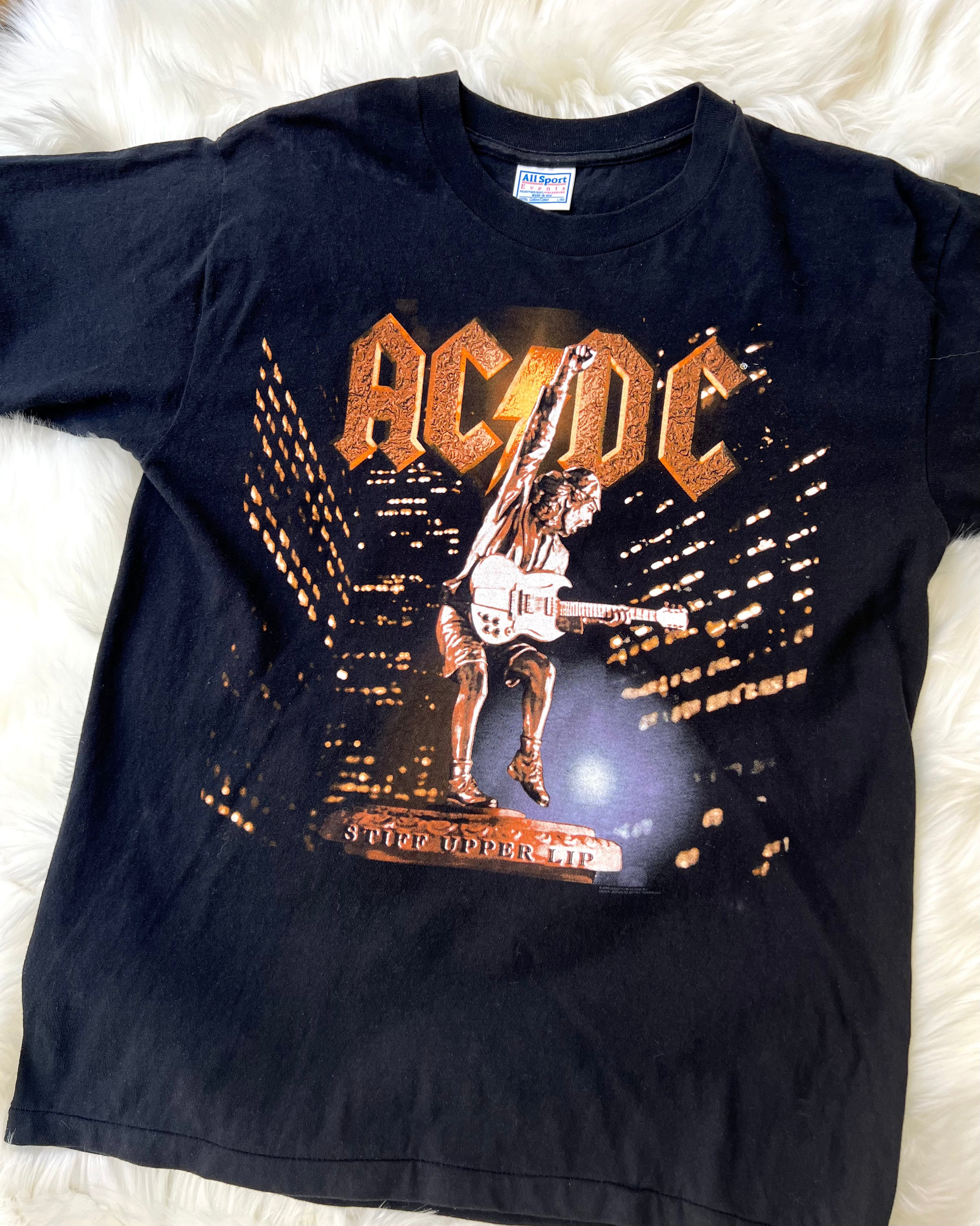 ACDC 2000/01 Stiff Upper Lip ツアーTシャツ ACDC 2000 'Stiff Upper Lip Tour' Tee in L – Classic Rock Couture
