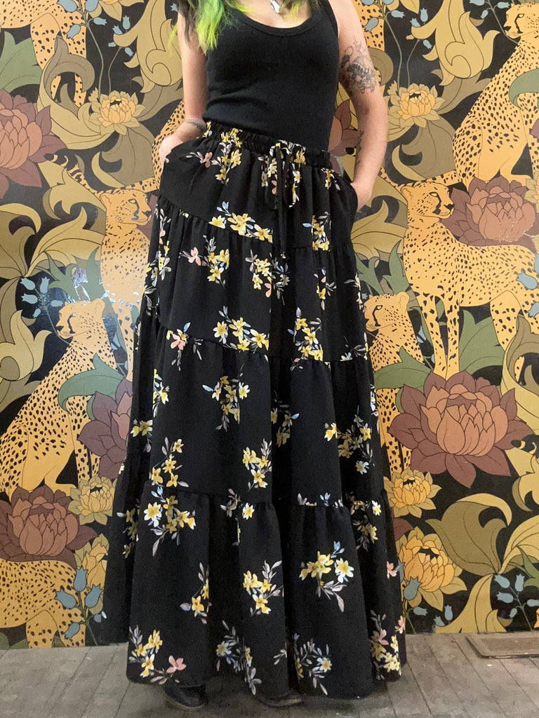 Floral Tiered Maxi Skirt w/ Pockets