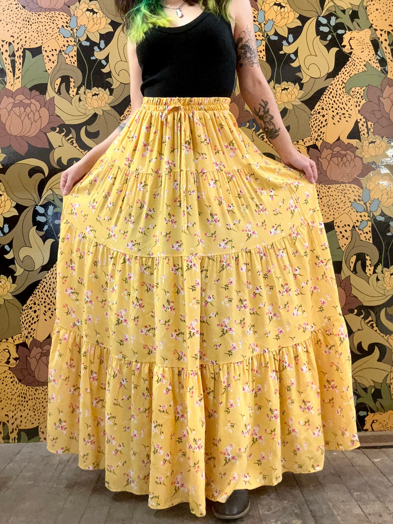 Floral Tiered Maxi Skirt w/ Pockets