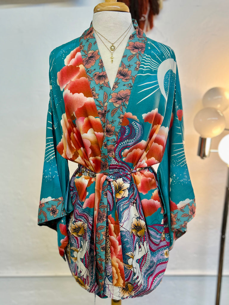 Graphic Print Kimonos