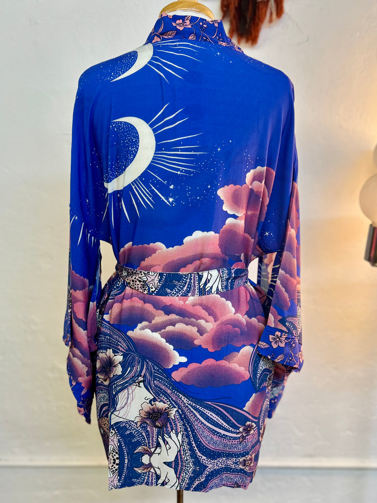 Graphic Print Kimonos