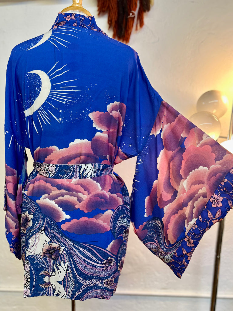 Graphic Print Kimonos