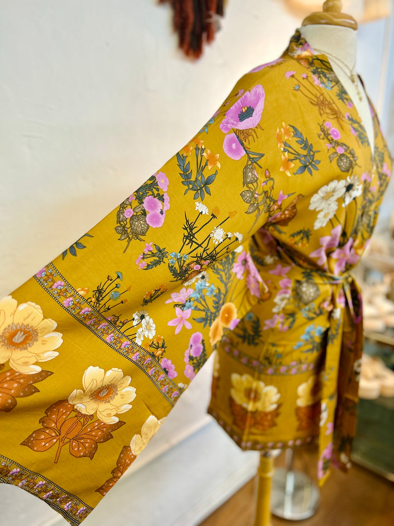 Graphic Print Kimonos