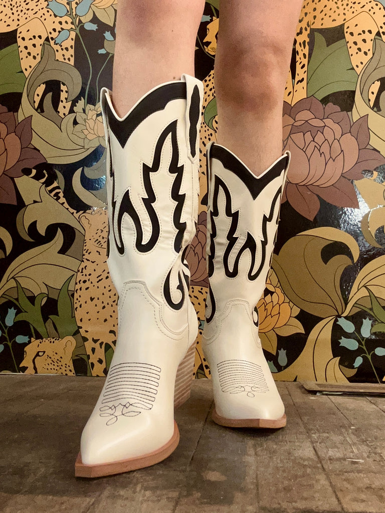 Ida White Cowgirl Boots