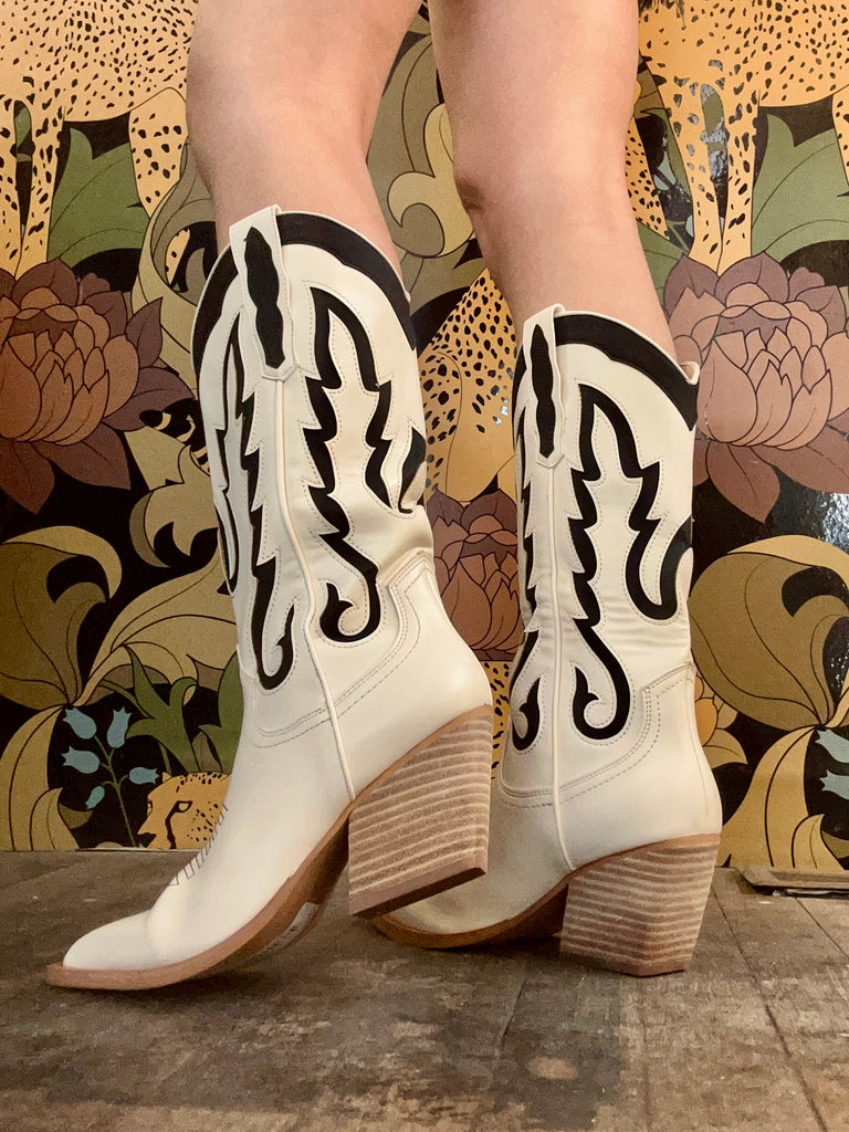 Ida White Cowgirl Boots