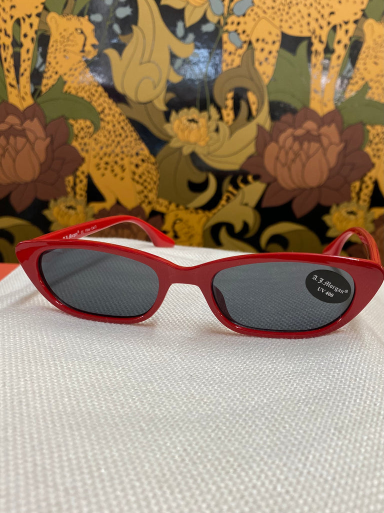 Sleek Sunnies