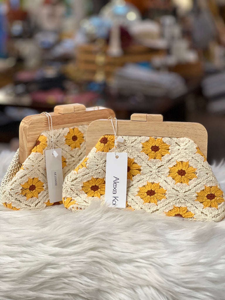 Crochet Flowers Clutch Bag