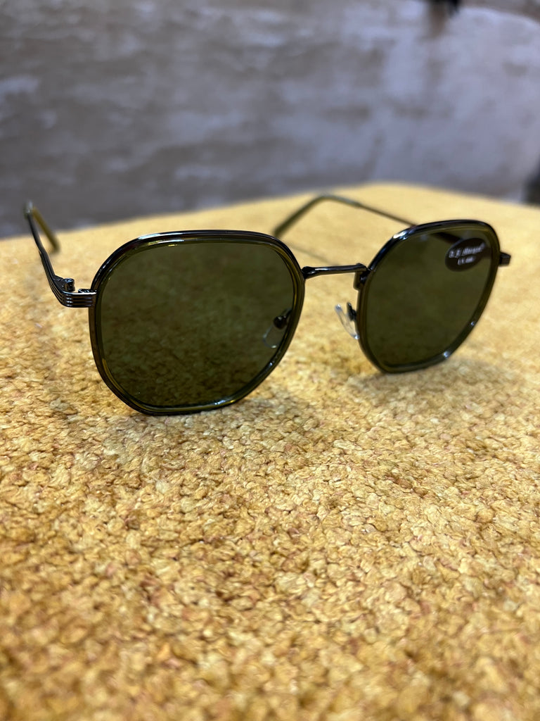 James Sunnies